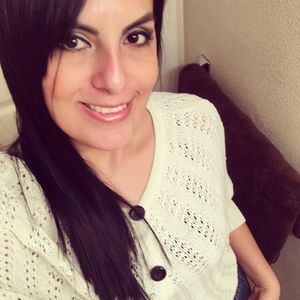 Meet your Posher, Roxana